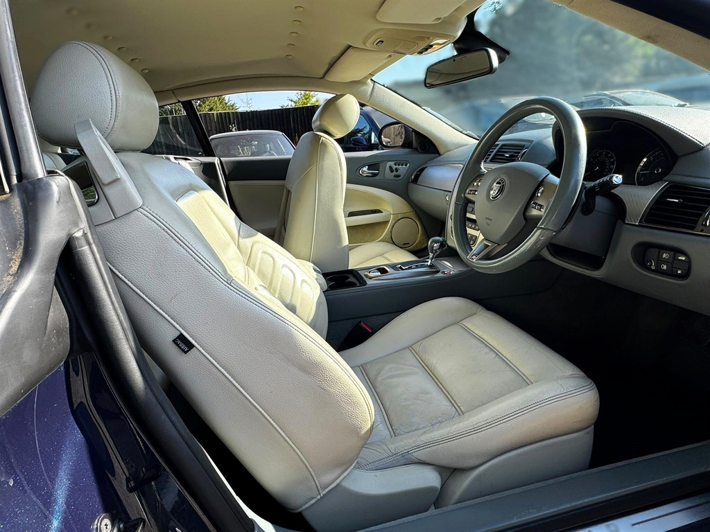 Jaguar XKR Stunning Cherished Example Grey #50