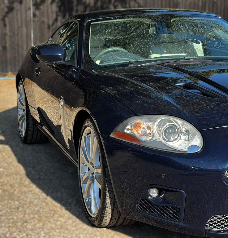 Jaguar XKR Stunning Cherished Example Grey #10