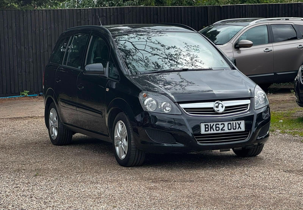Vauxhall Zafira Exclusiv 2012 Black #11