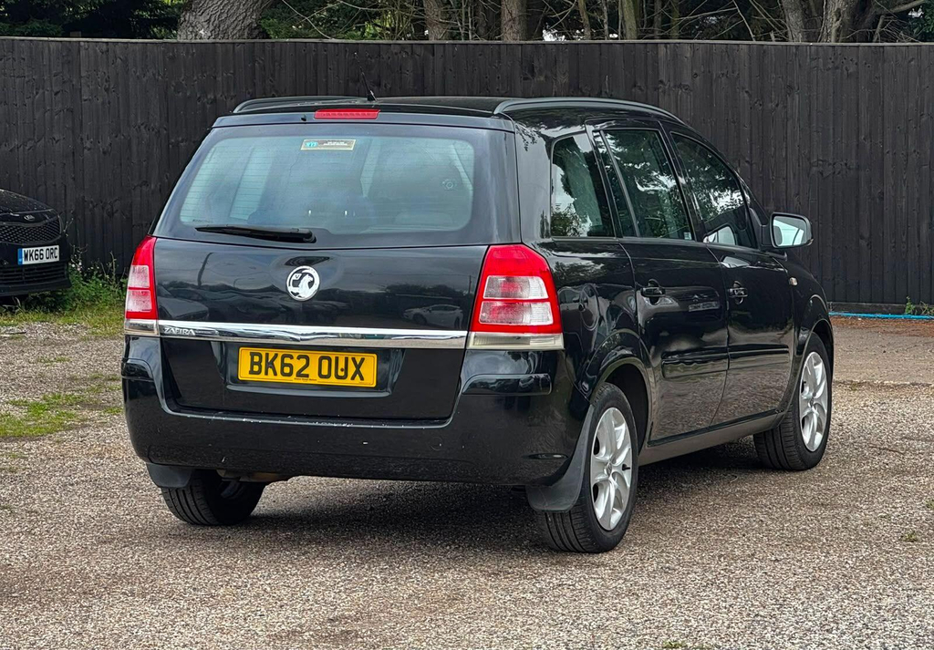 Vauxhall Zafira Exclusiv 2012 Black #10
