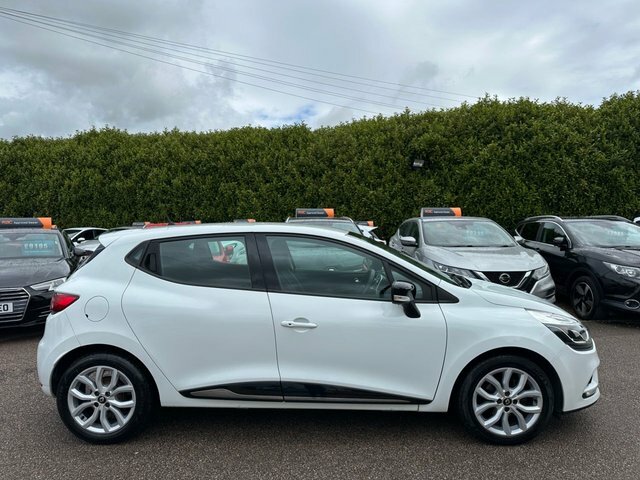 Renault Clio 2018 0.9 Tce Play Hatchback Euro YF68YBZ White #2