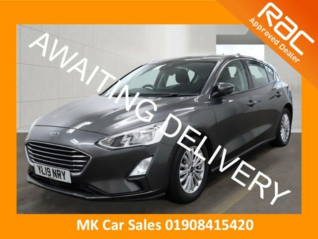 Ford Focus 2019 1.0T Ecoboost Titanium Hatchback M Grey