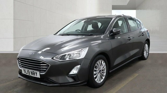 Ford Focus 2019 1.0T Ecoboost Titanium Hatchback M Grey #4