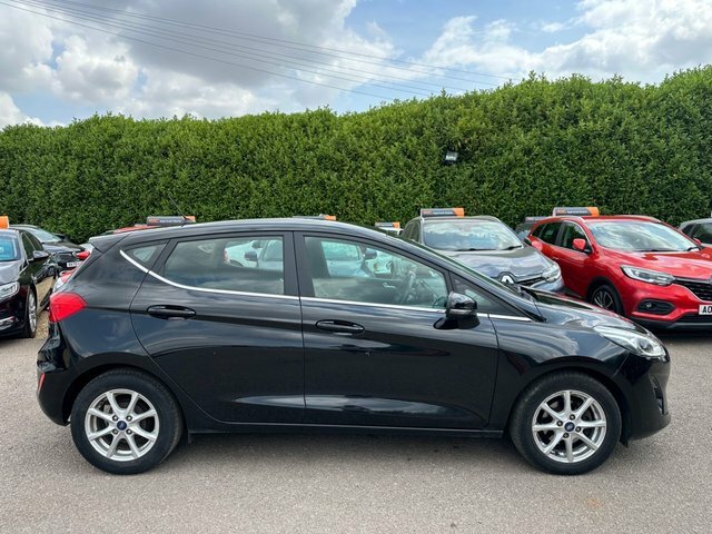 Ford Fiesta 2018 1.0T Ecoboost Zetec Hatchback Manu Black #2