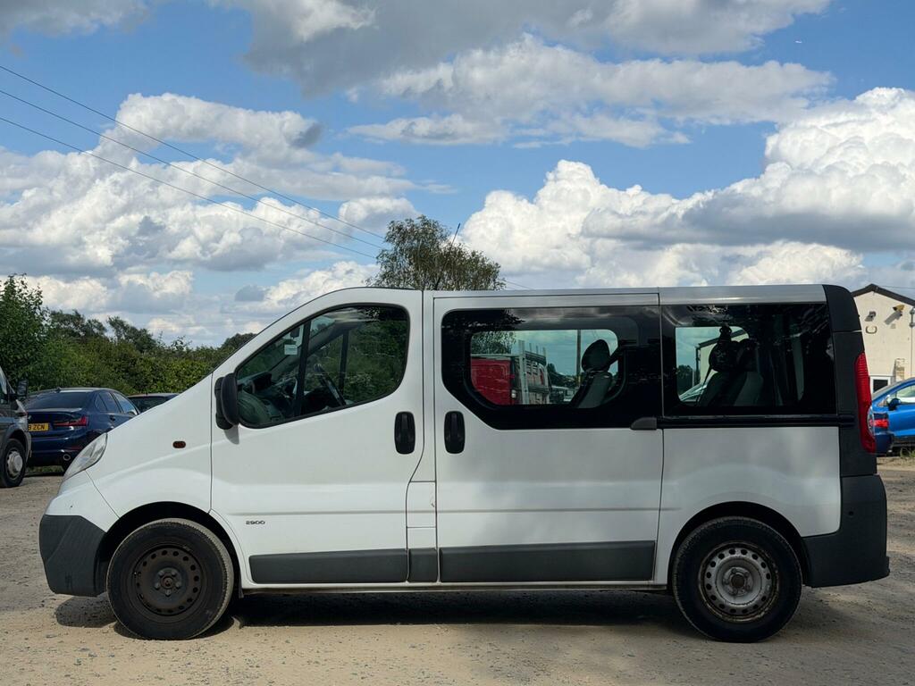 Vauxhall Vivaro 2.0 2900 Cdti Ecoflex 16V Combi Fwd L1 H1 White #5