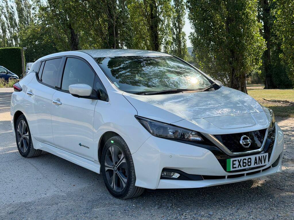 Nissan Leaf N-connecta White
