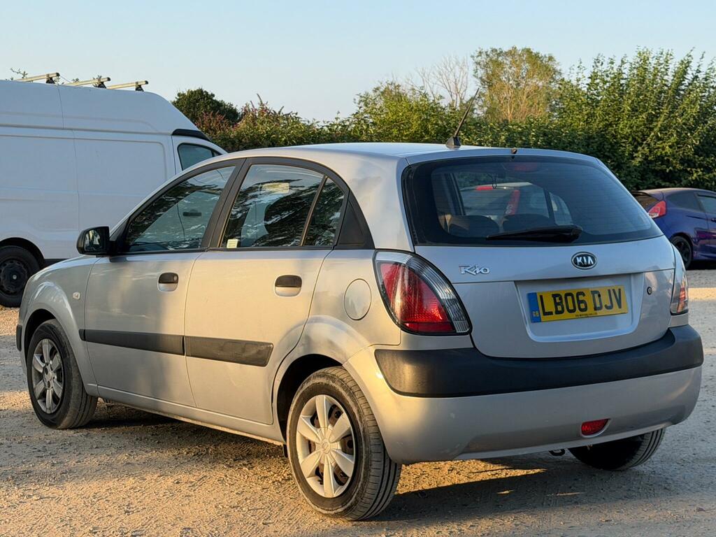 Kia RIO Gs Silver #4