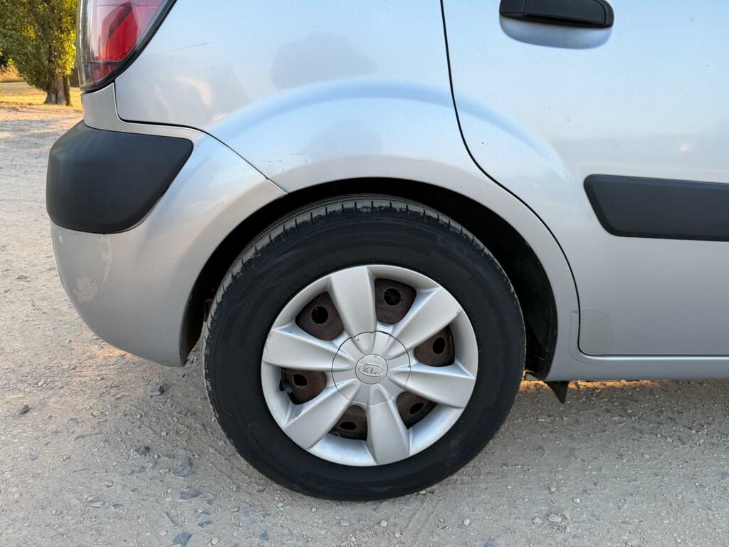 Kia RIO Hatchback Red #25
