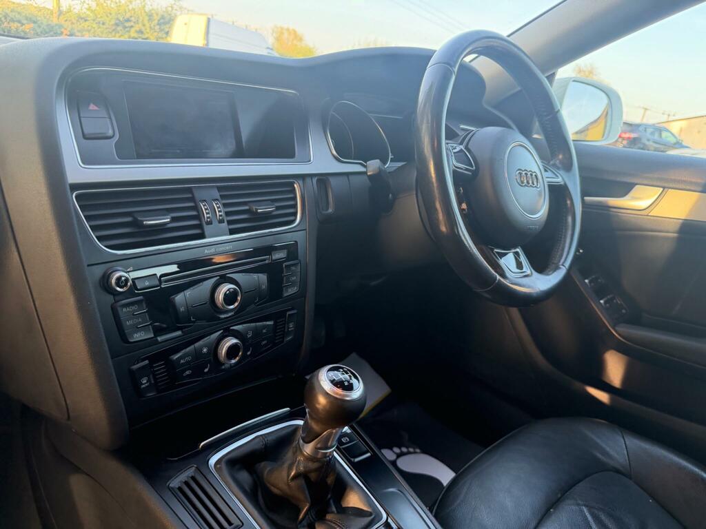 Audi A5 2.0 Tdi Black Edition Coupe Quat Black #40