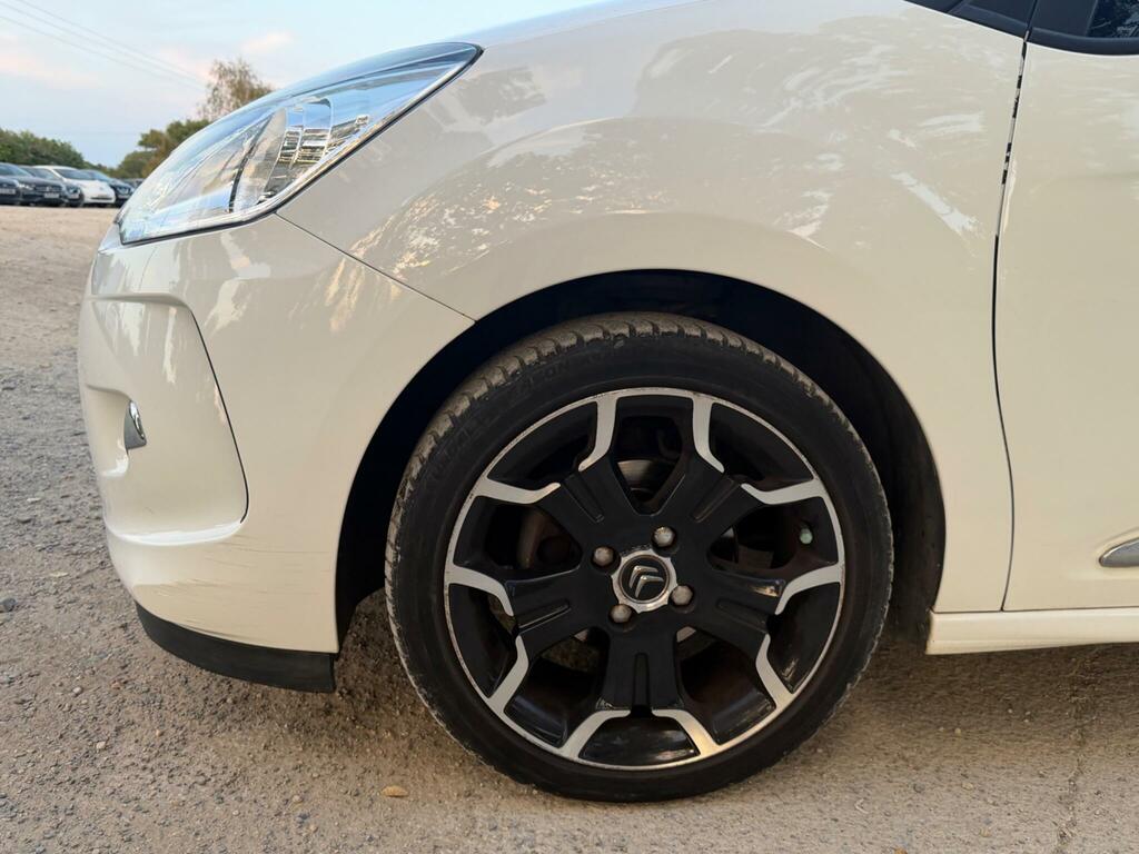 Citroen DS3 1.6 Vti Dstyle Plus Euro 5 White #40