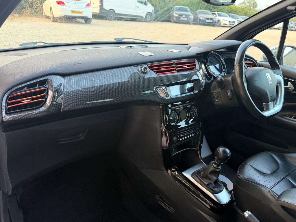 Citroen DS3 1.6 Vti Dstyle Plus Euro 5 White #34