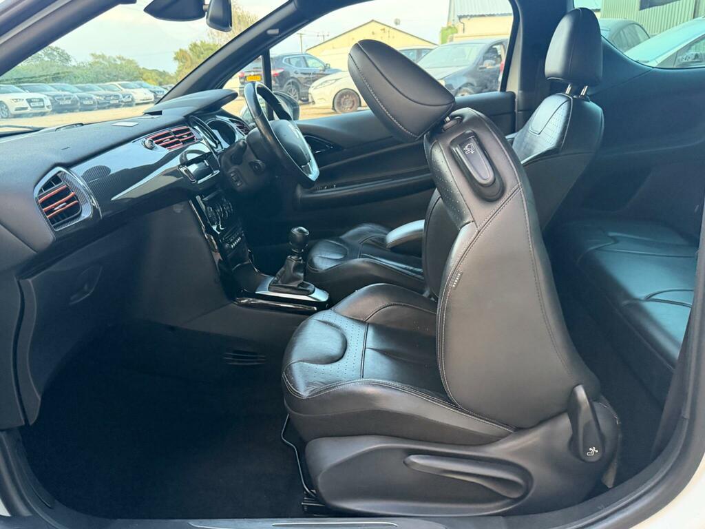 Citroen DS3 1.6 Vti Dstyle Plus Euro 5 White #37