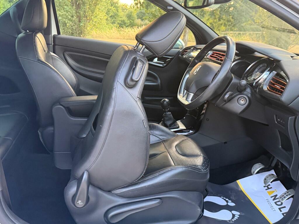 Citroen DS3 1.6 Vti Dstyle Plus Euro 5 White #23