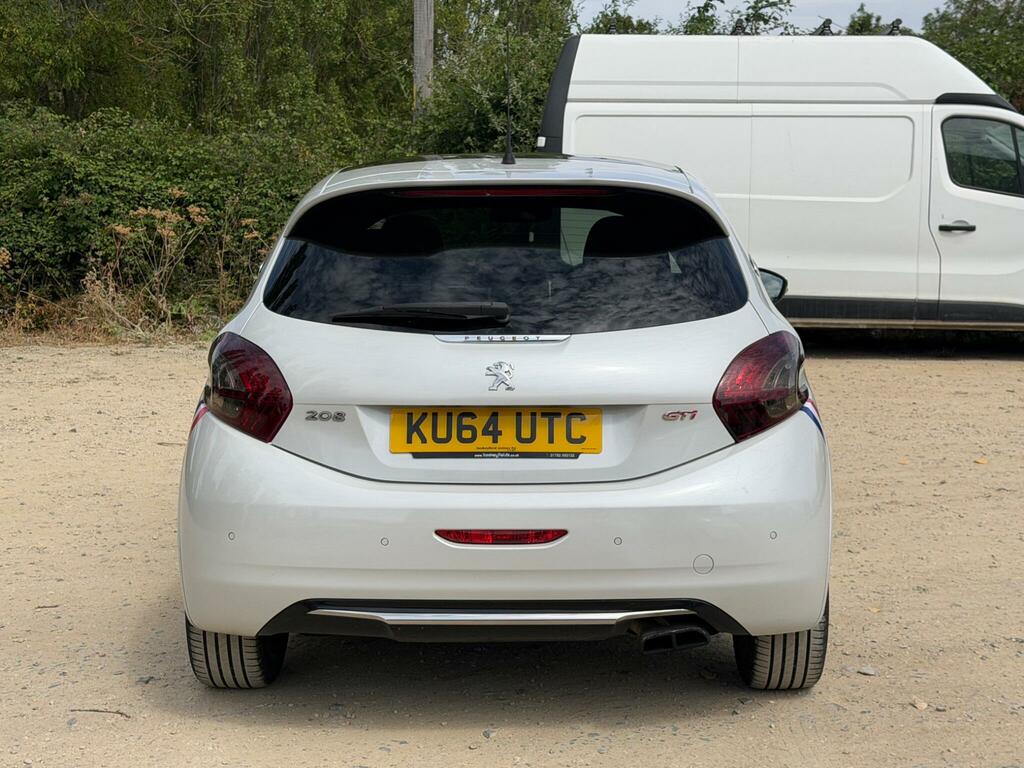 Peugeot 208 Gti White #6