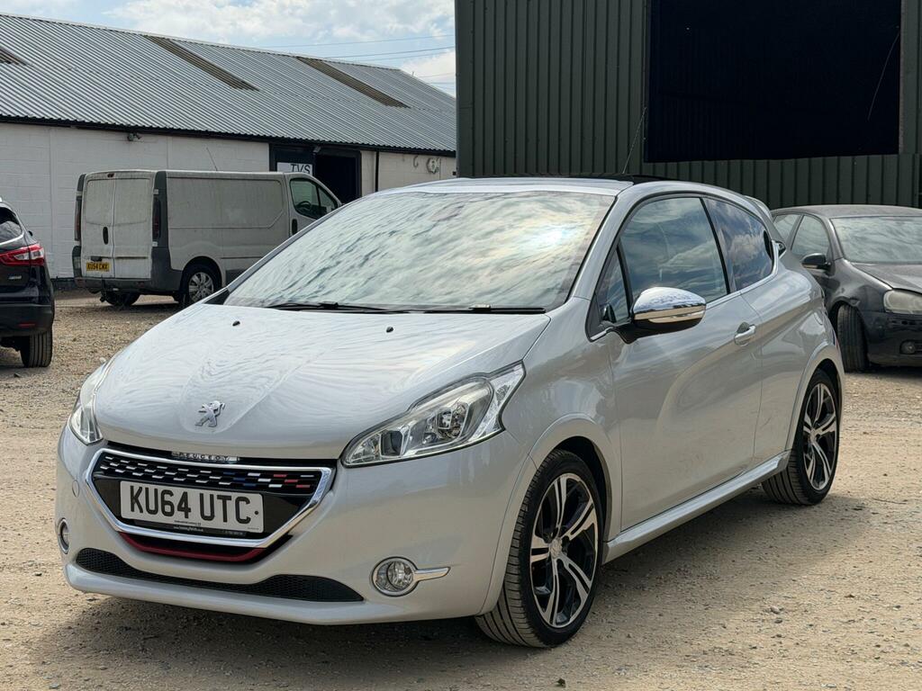 Peugeot 208 Gti White #3