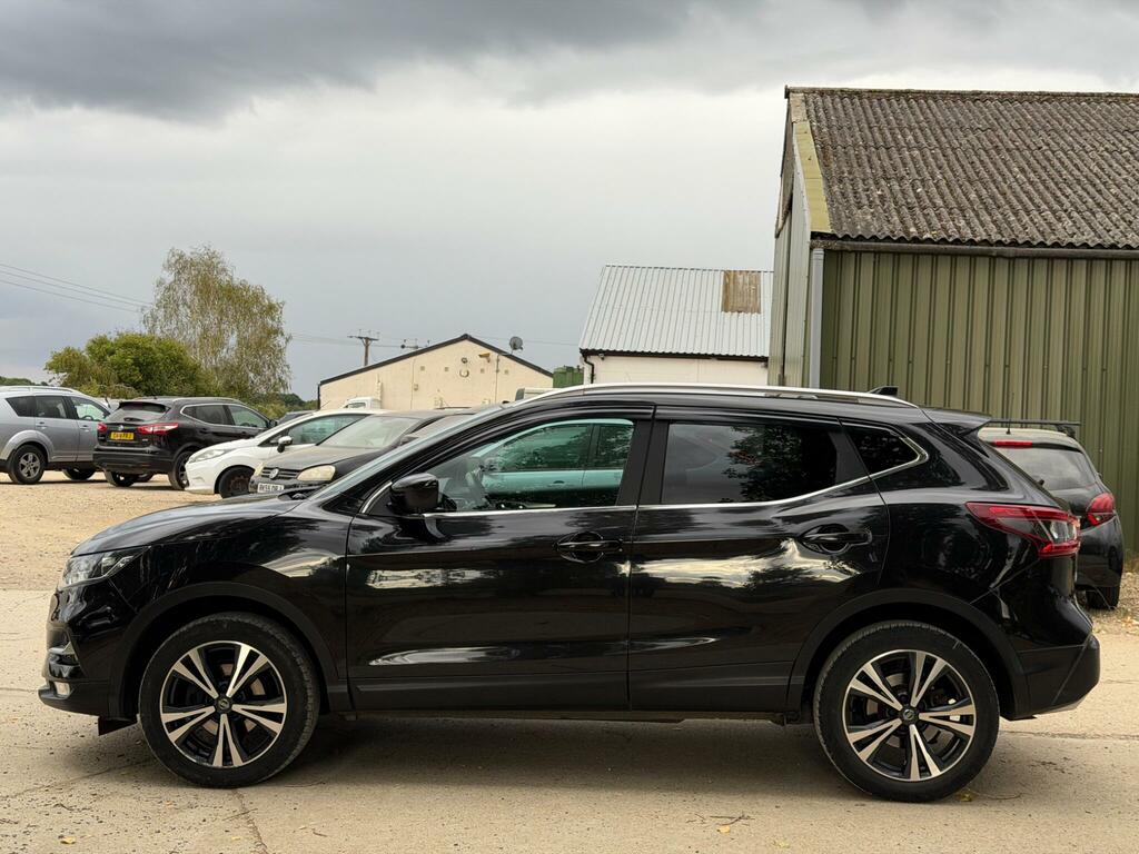 Nissan Qashqai N-connecta Black #4