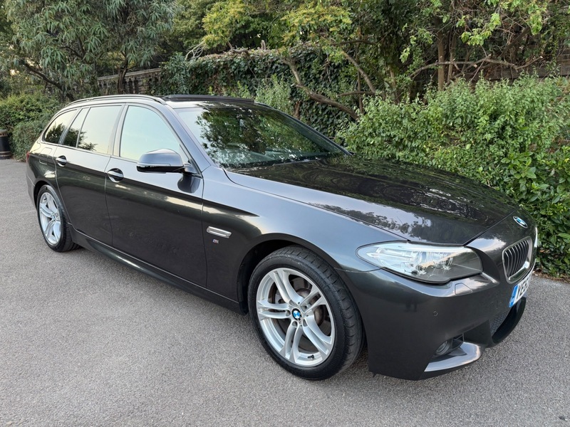 BMW 5 Series 520D M Sport Touring Grey #4