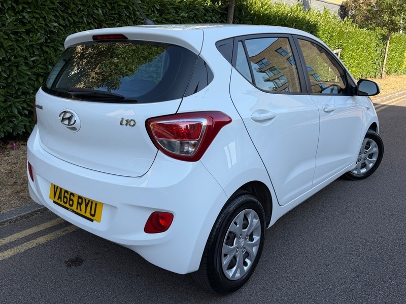 Hyundai I10 Se White #2