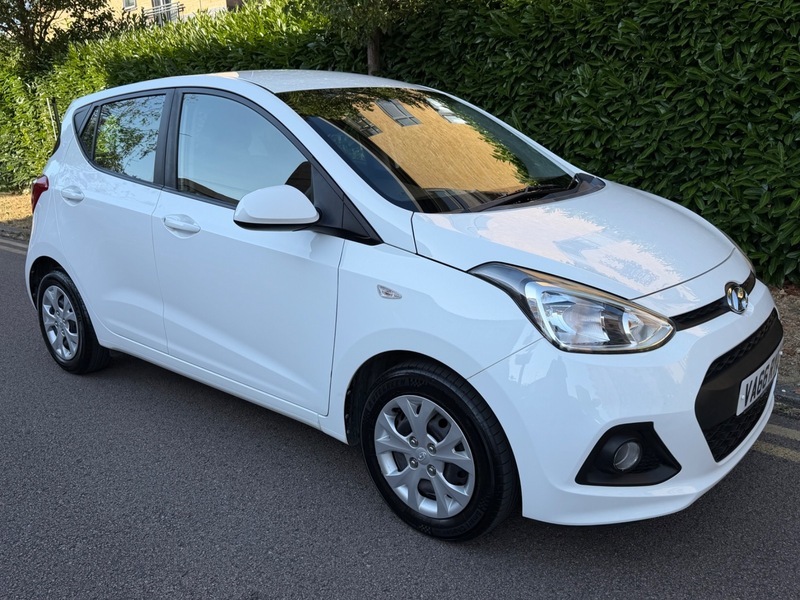 Hyundai I10 Se White #4