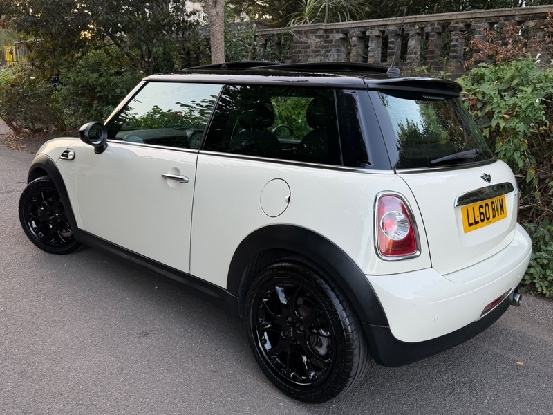 Mini Hatch 1.6 Cooper D Hatchback Euro 4 1 Black #20