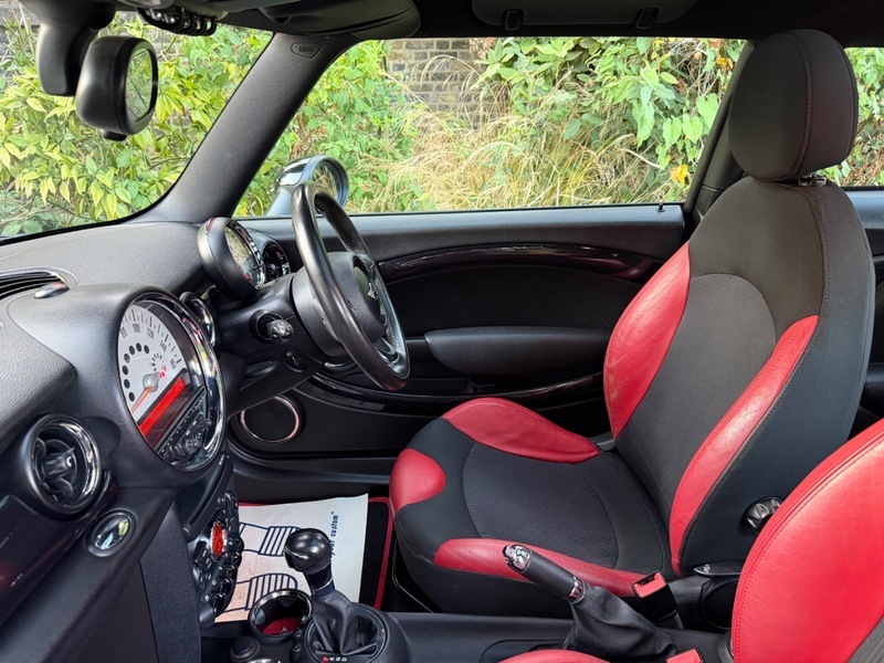 Mini Hatch 1.6 Cooper D Hatchback Euro 4 1 Black #27