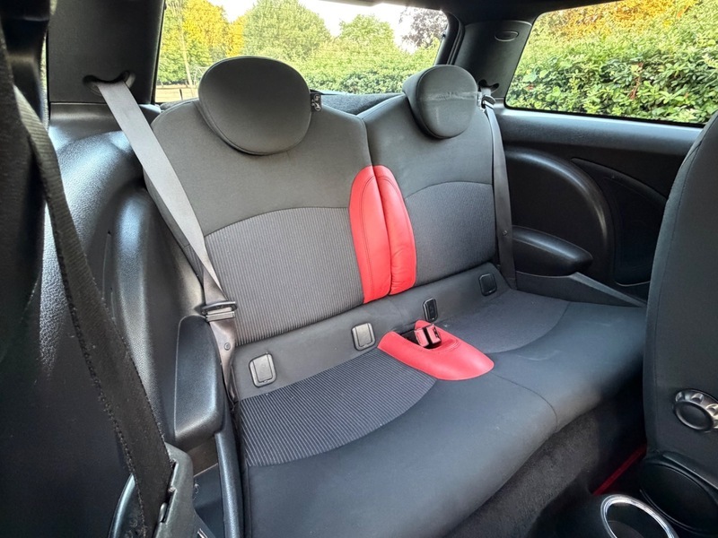 Mini Hatch 1.6 Cooper D Hatchback Euro 4 1 Black #11