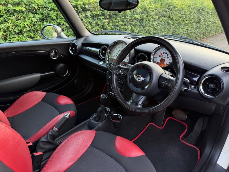 Mini Hatch 1.6 Cooper D Hatchback Euro 4 1 Black #9