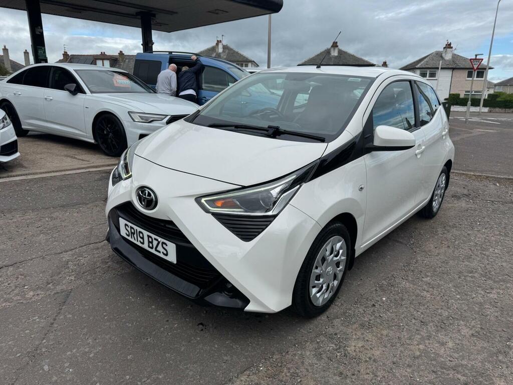 Toyota Aygo 1.0 Vvt-i X-play Euro 6 White #3