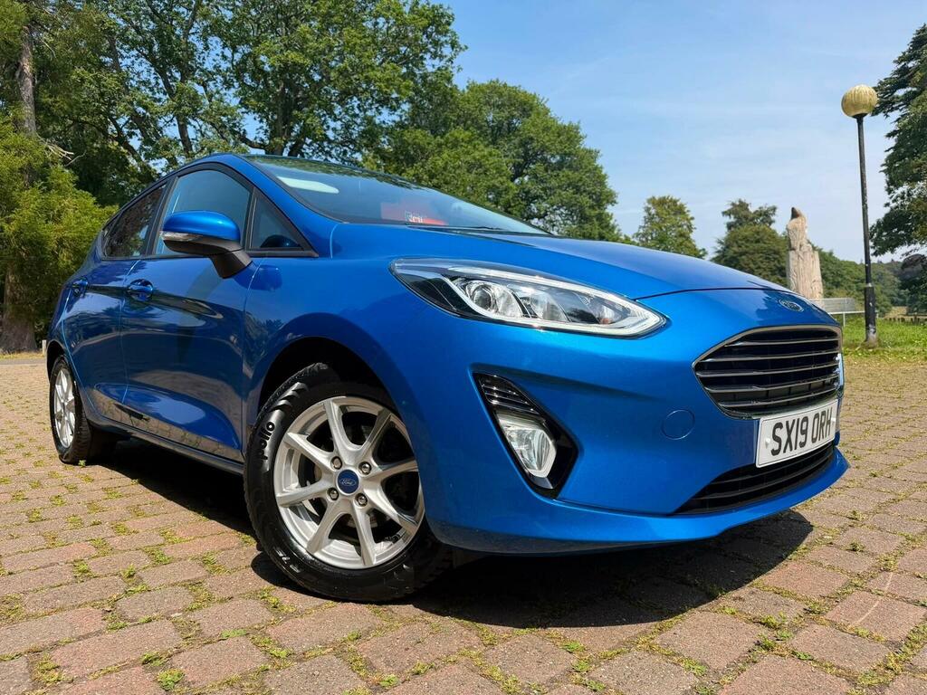 Ford Fiesta 1.0T Ecoboost Zetec Euro 6 Ss SX19ORH Blue