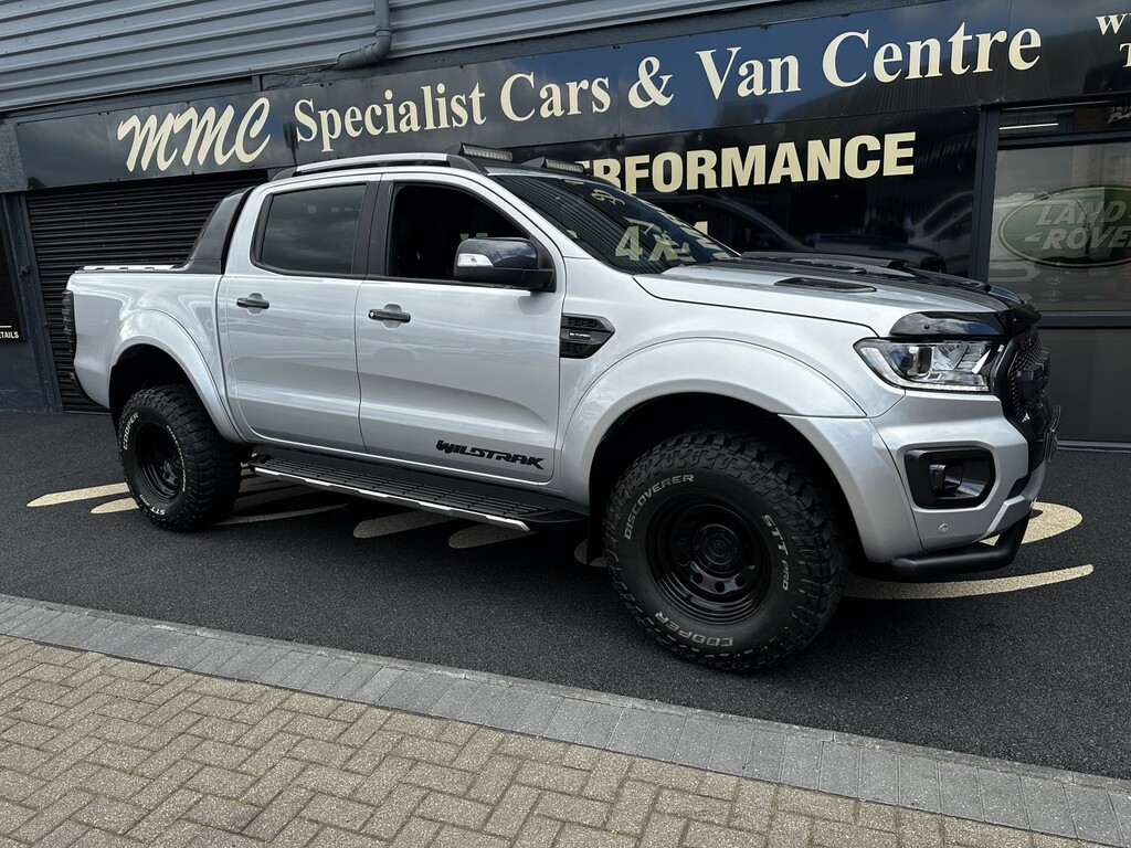 Ford Ranger Pickup 2.0 Ranger Wildtrak Double Cab 2.0L Ecoblue Silver