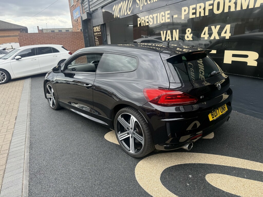 Volkswagen Scirocco Hatchback 2.0 Tsi R 2017 Black #4