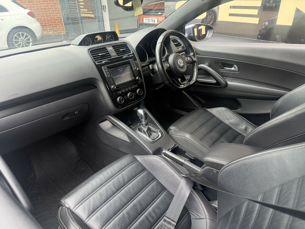 Volkswagen Scirocco Hatchback 2.0 Tsi R 2017 Black #3