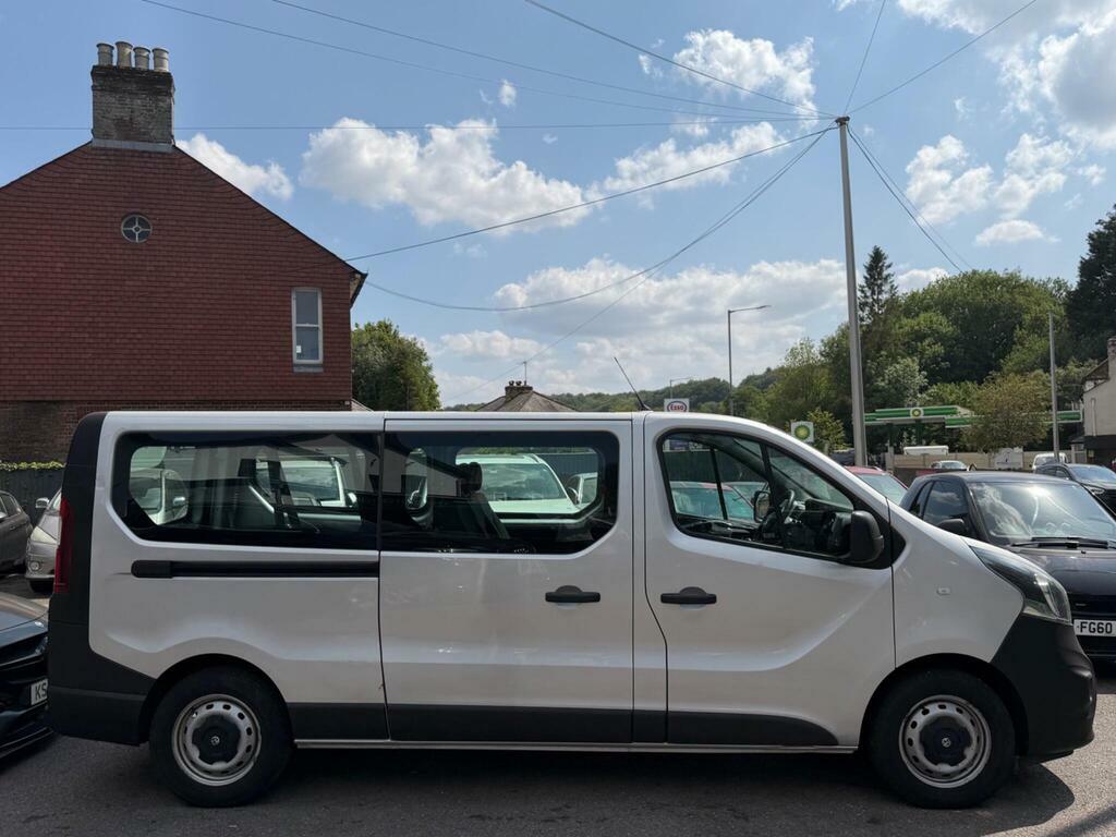 Vauxhall Vivaro 1.6L Null White #4