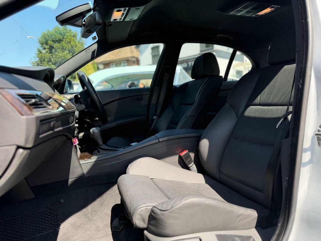 BMW 5 Series 525D Se Black #9
