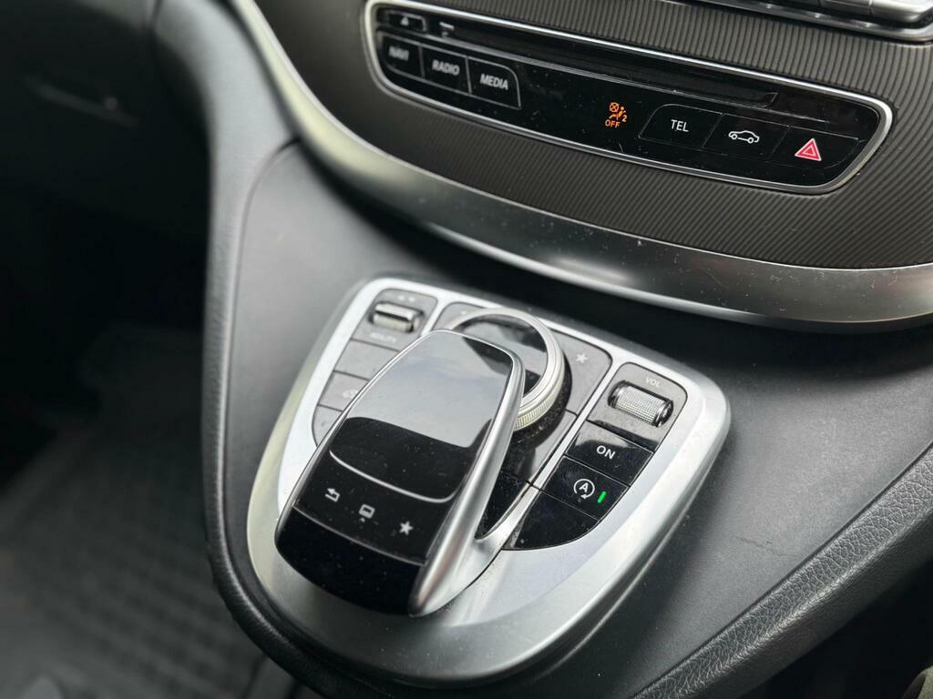 Mercedes-Benz V Class Black #18