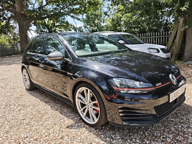 Volkswagen Golf Gti LK66JMU Black #2