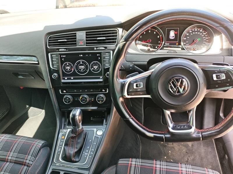 Volkswagen Golf Gti LK66JMU Black #6