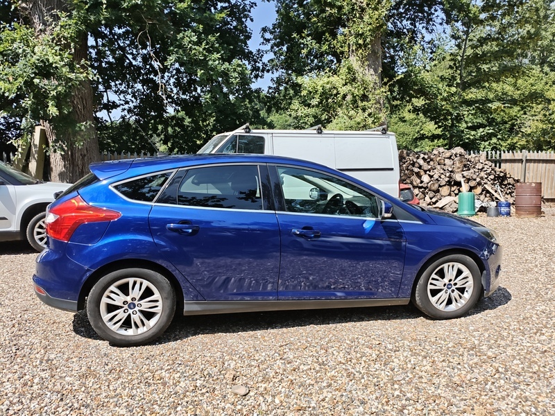 Ford Focus Titanium Navigator LR64AYJ Blue #6