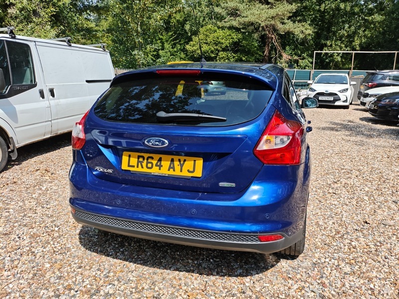 Ford Focus St-2 Yellow #22