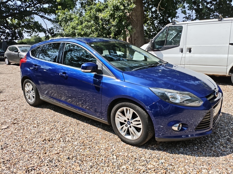 Ford Focus Titanium Navigator LR64AYJ Blue #2