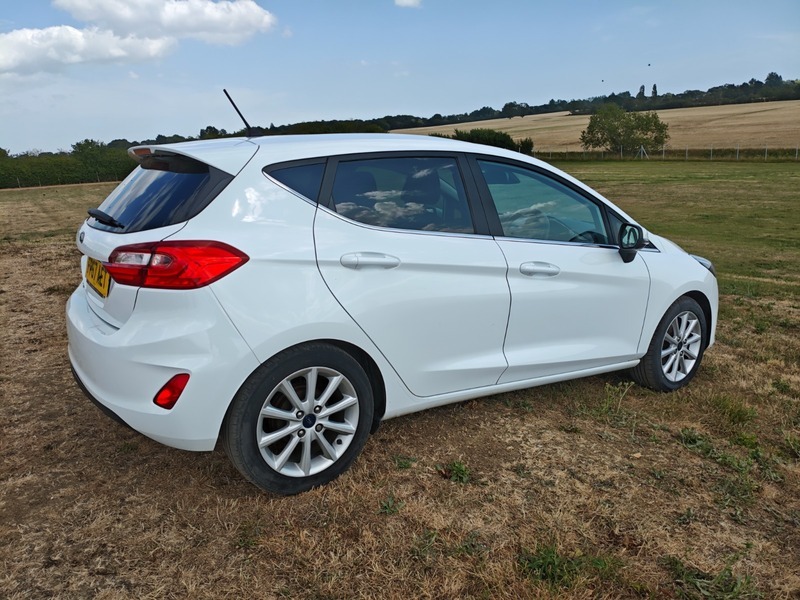 Ford Fiesta St-line Red Red #23