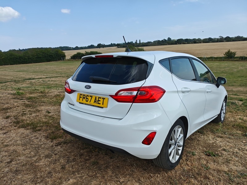 Ford Fiesta St-line Red Red #24