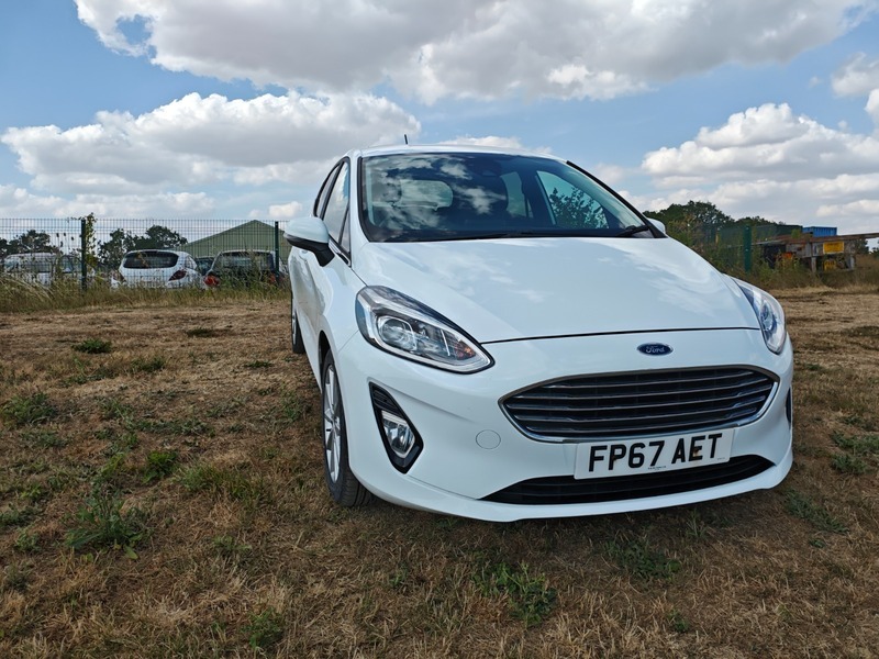 Ford Fiesta Titanium White #5
