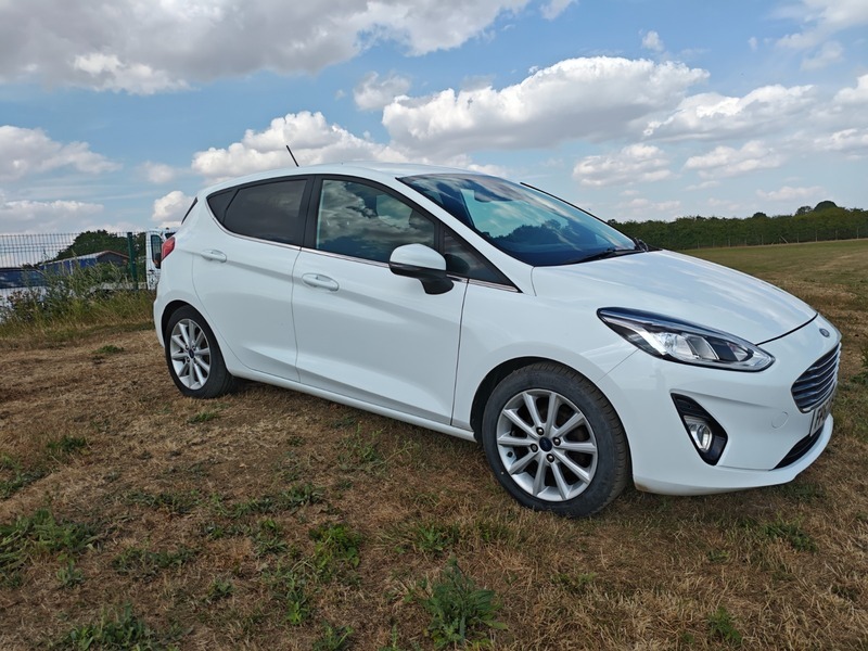 Ford Fiesta Titanium White #2