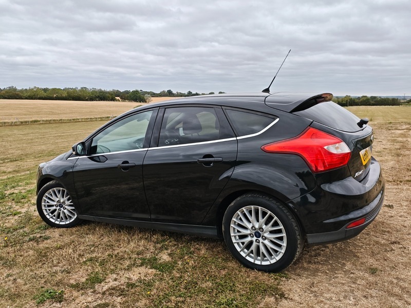 Ford Focus 1.6 Zetec Euro 5 #17