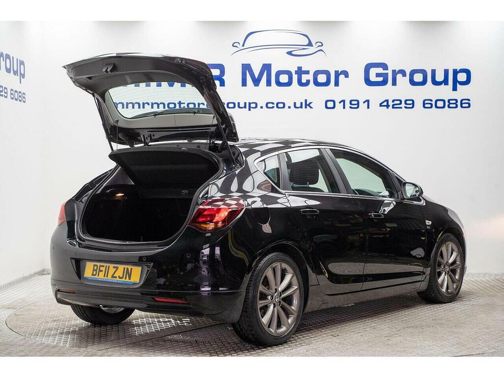 Vauxhall Astra 1.6 16V Se Euro 5 Black #4
