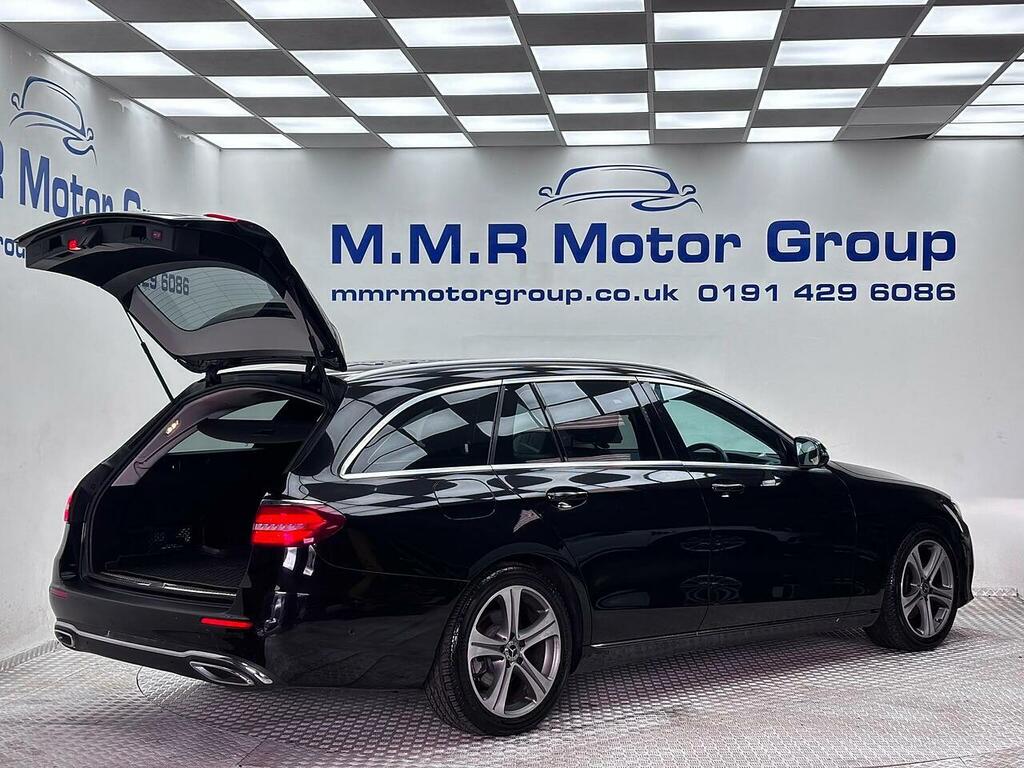 Mercedes-Benz E Class 2.0 E220d Se G-tronic Euro 6 Ss LO67BZN Black #2