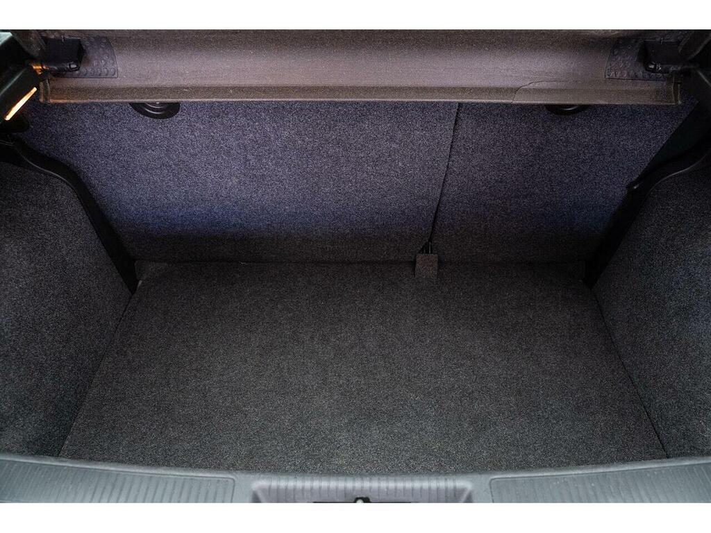 Fiat Punto Hatchback White #8