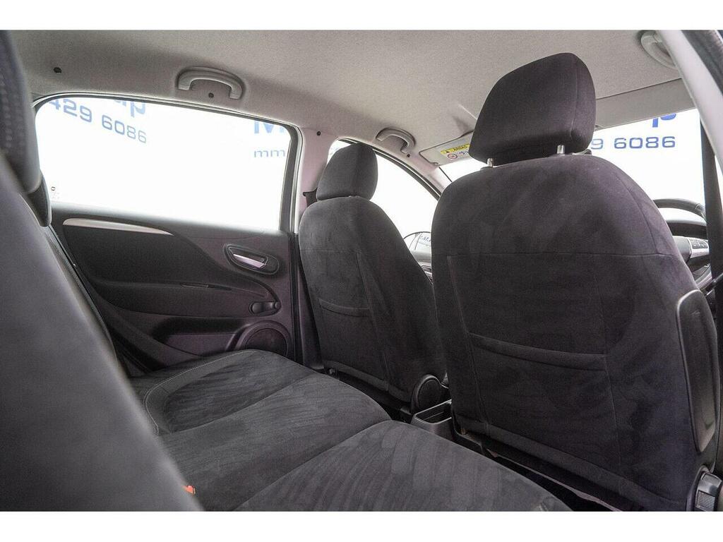 Fiat Punto Hatchback White #31
