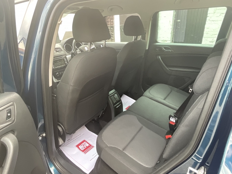 Skoda Yeti Suv Blue #4